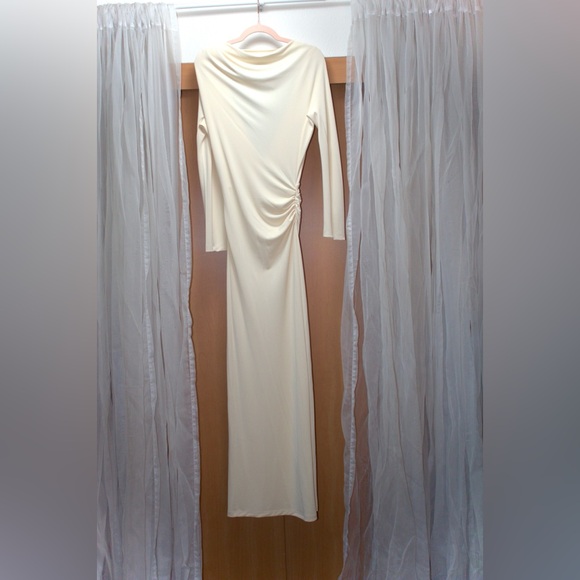 JLUXLABEL Cream Kathleen Slit Maxi Long Sleeve Dress - Picture 3 of 6